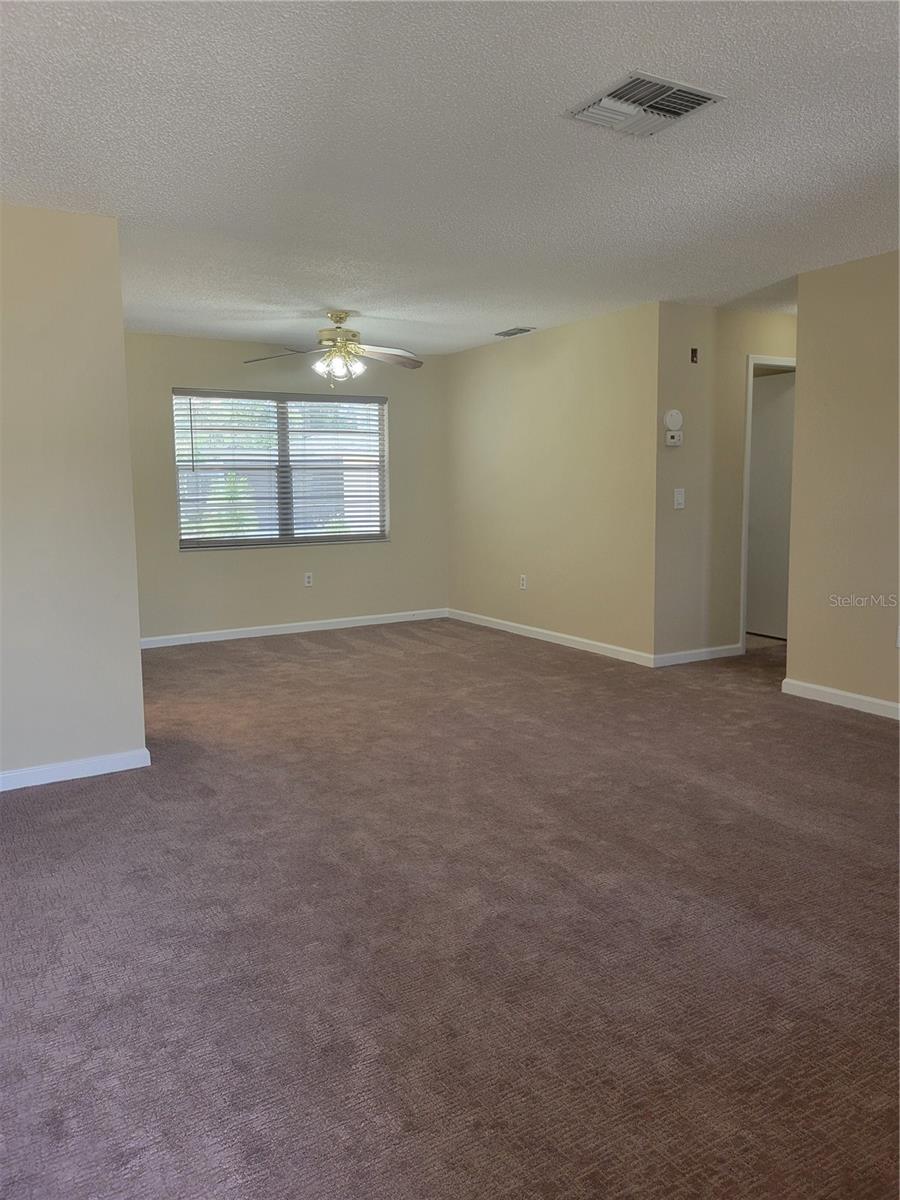 9022 Lingrove Rd Property Photo 10