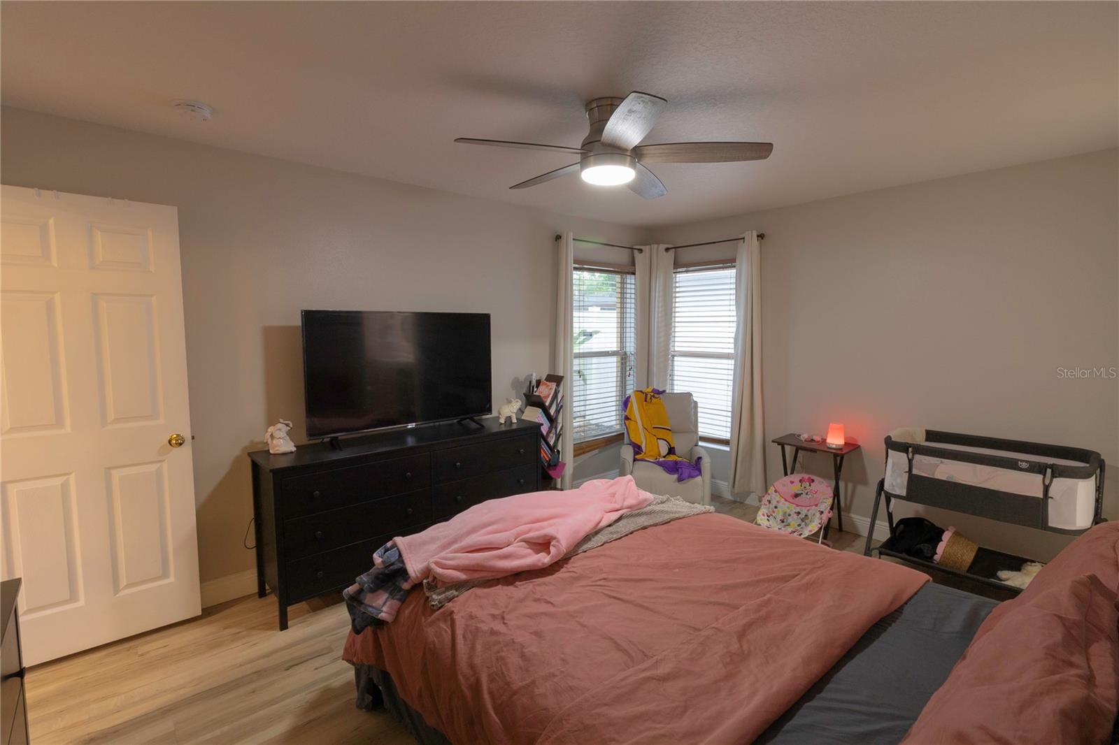 11910 Mango Groves Blvd Property Photo 15