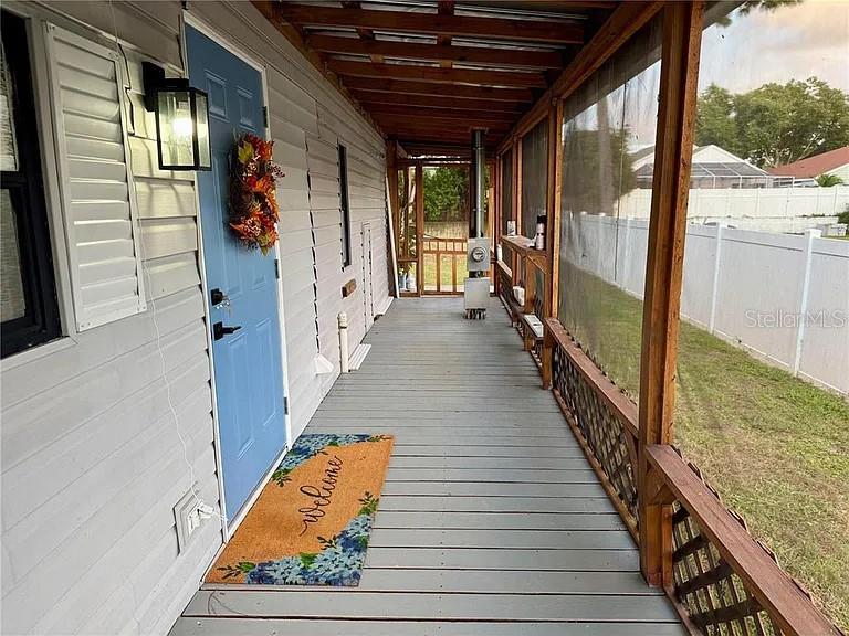 4820 Capron St Property Photo 4