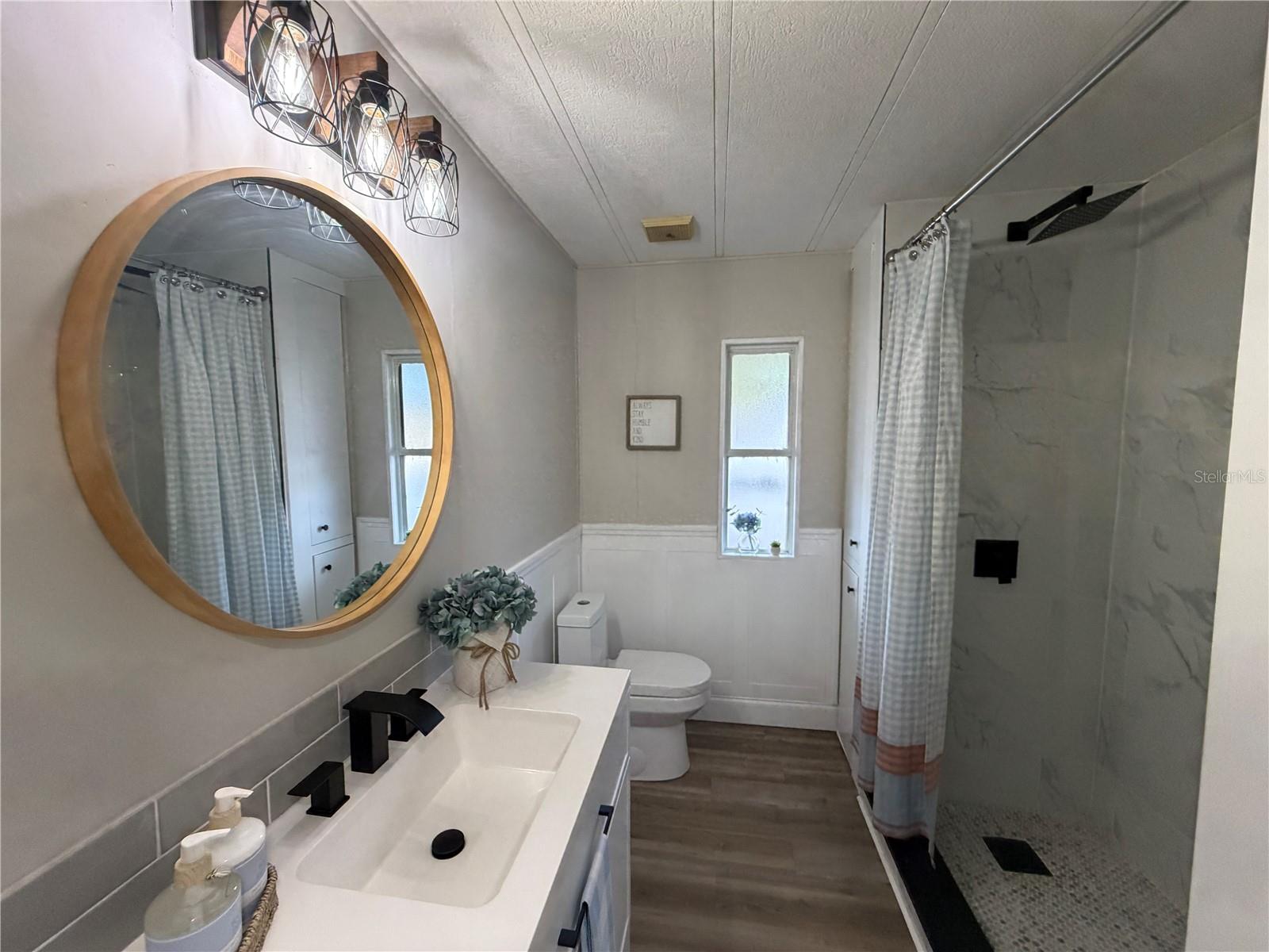 4820 Capron St Property Photo 25