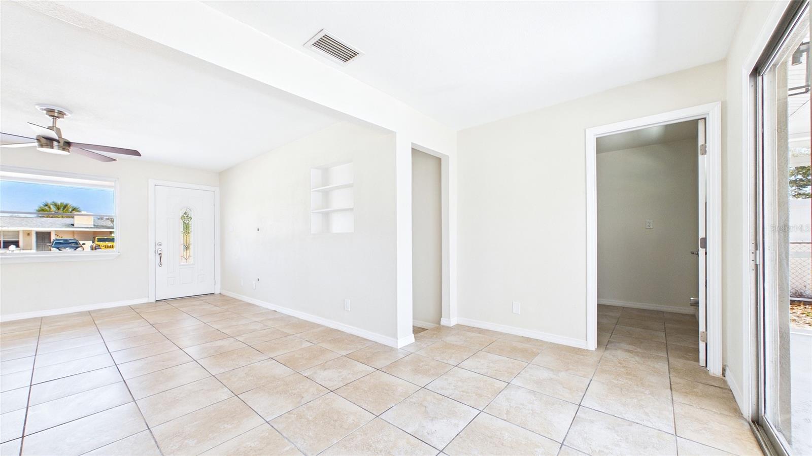 4418 W Fairview Hts Property Photo 14