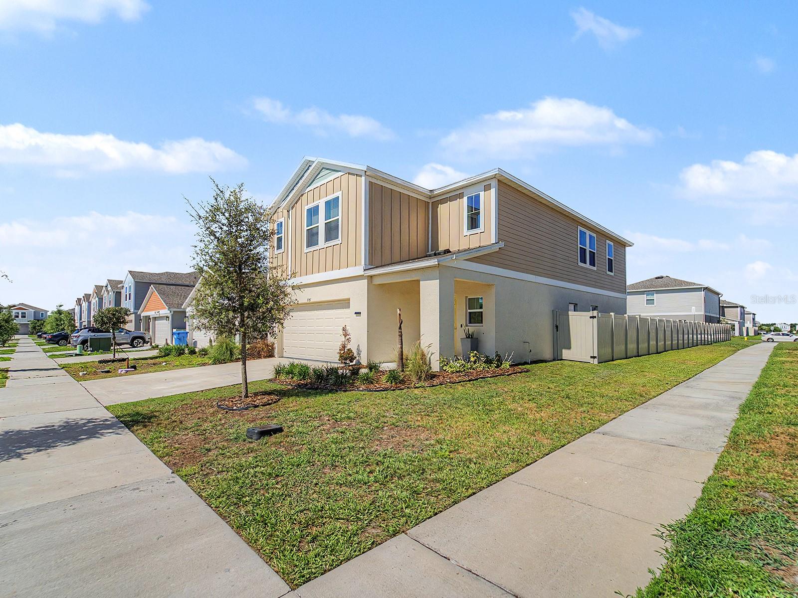 7587 Starflower Way Property Photo 2