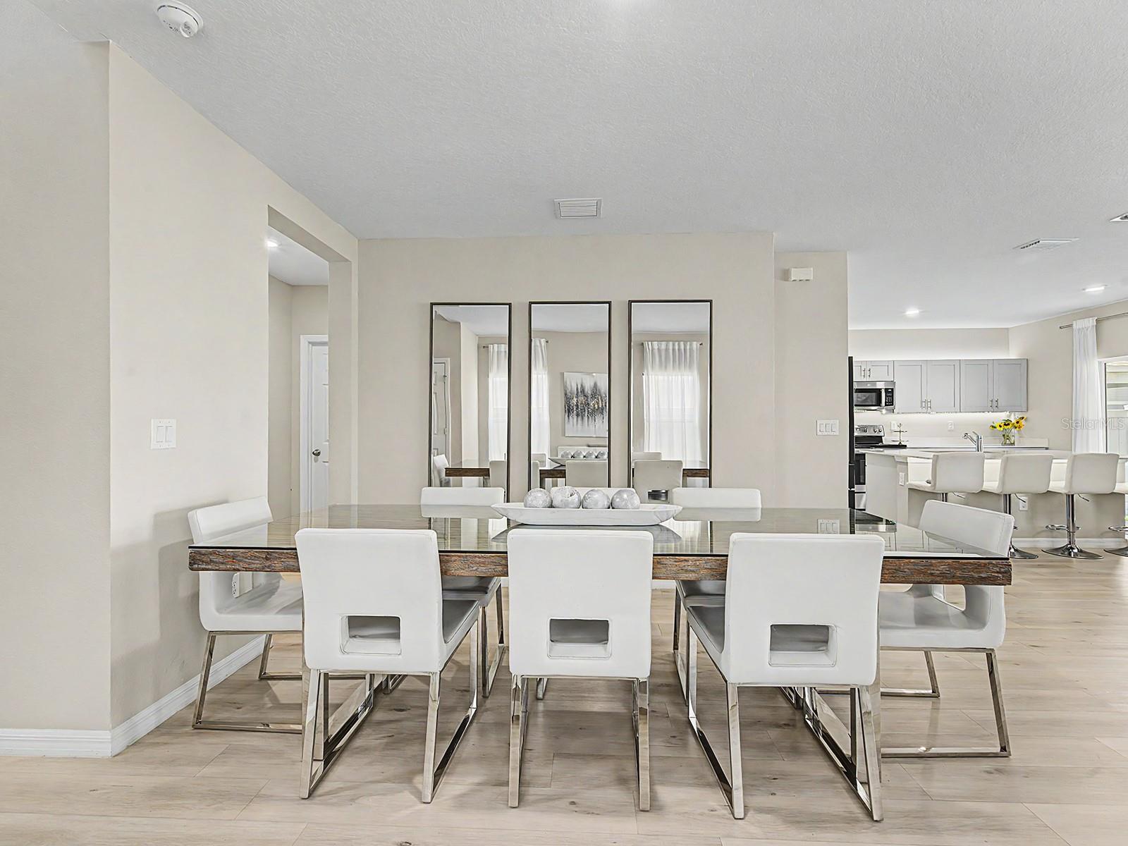 7587 Starflower Way Property Photo 15