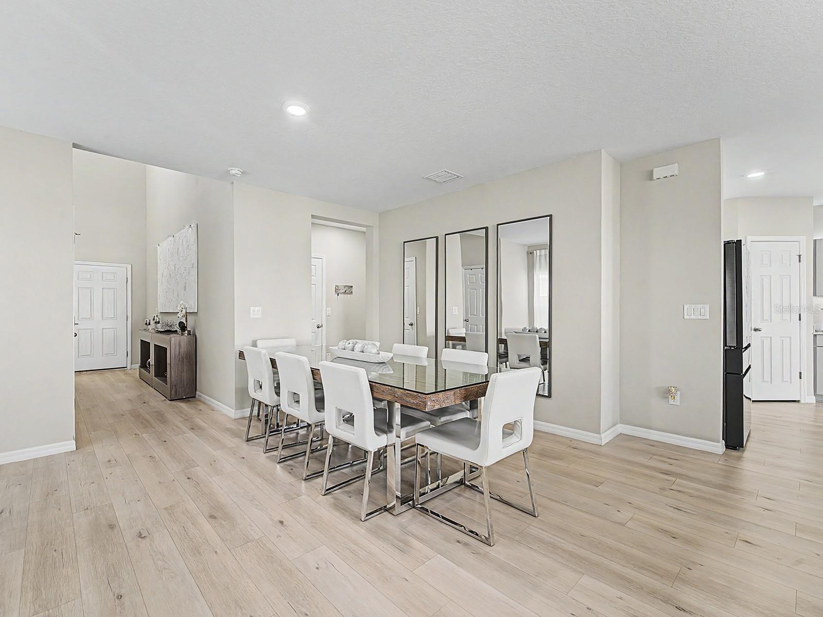 7587 Starflower Way Property Photo 16
