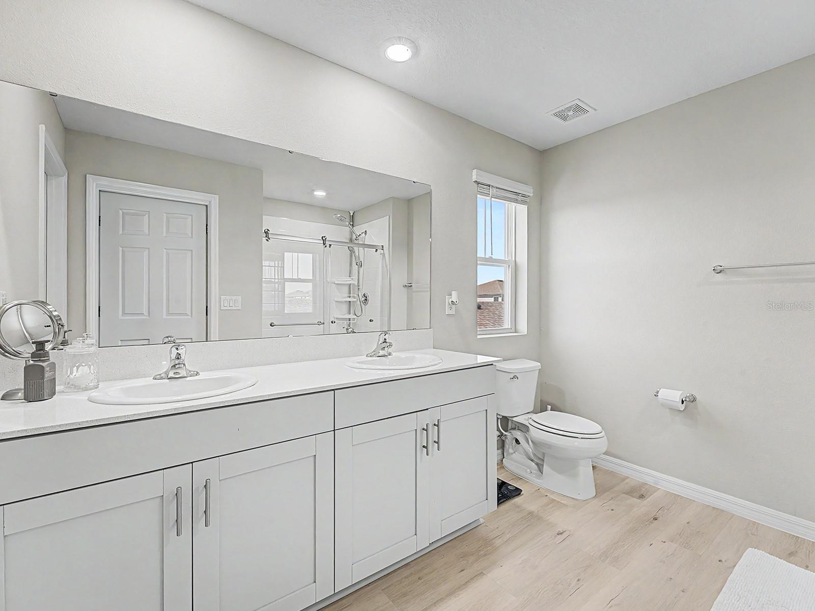 7587 Starflower Way Property Photo 22