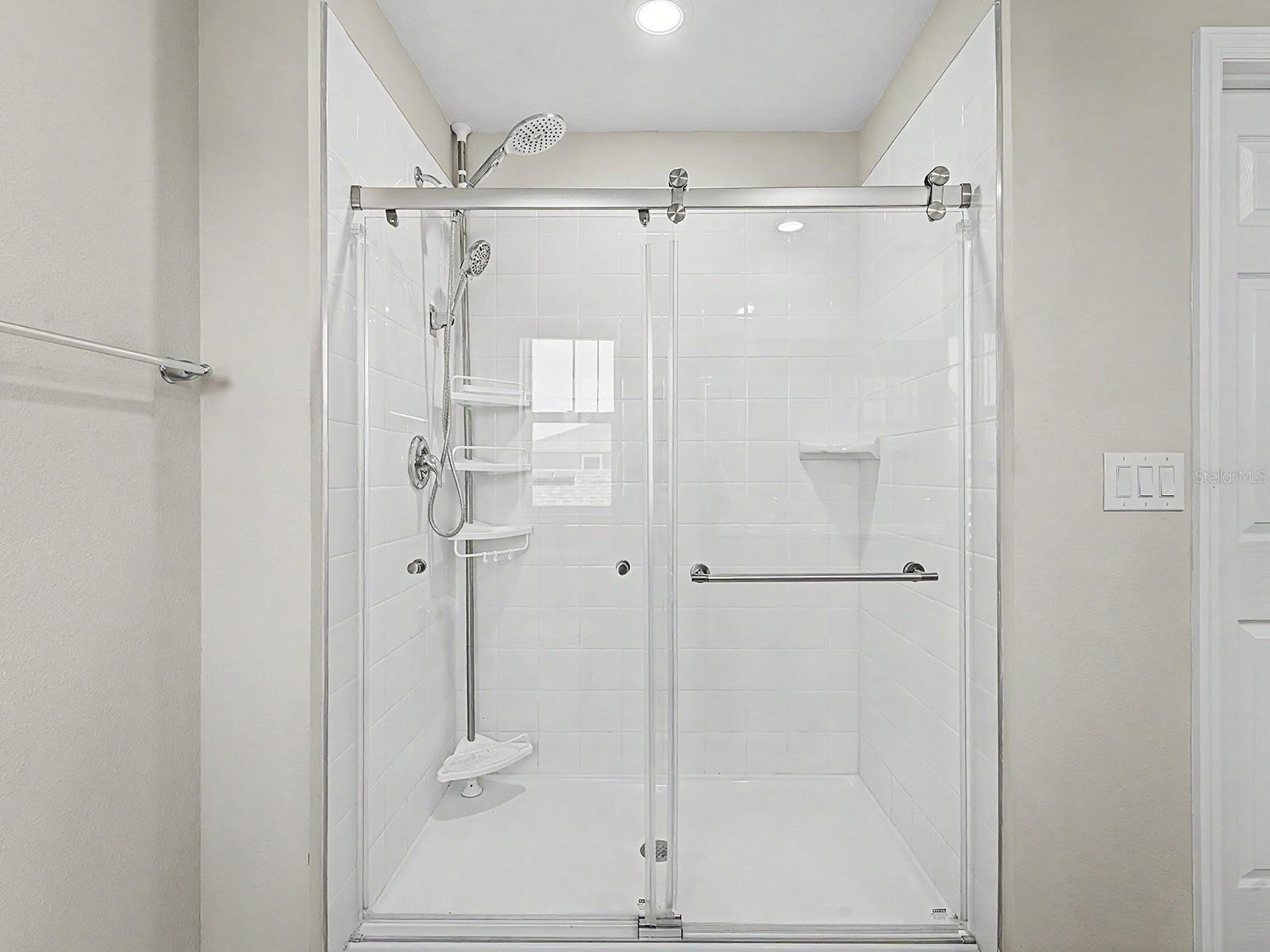 7587 Starflower Way Property Photo 23