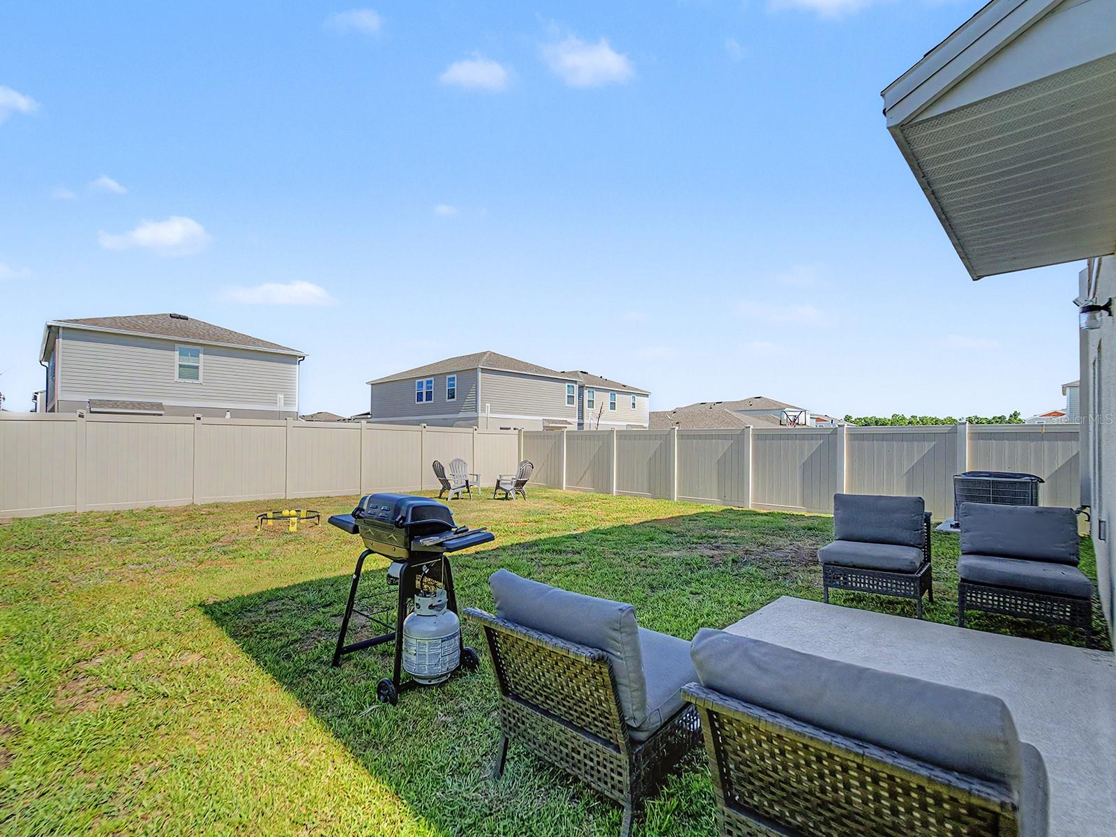 7587 Starflower Way Property Photo 34