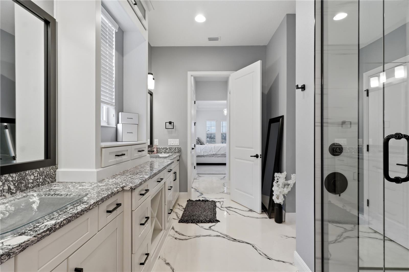 11008 Rustic Timber Loop Property Photo 23
