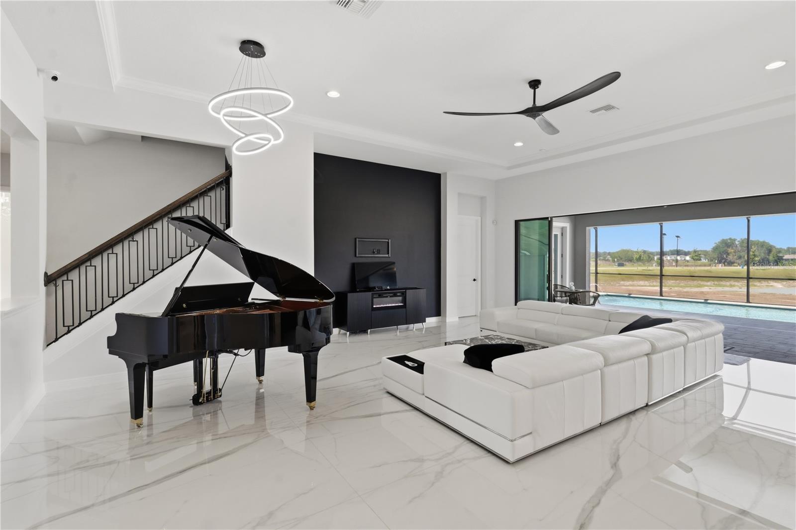 11008 Rustic Timber Loop Property Photo 30