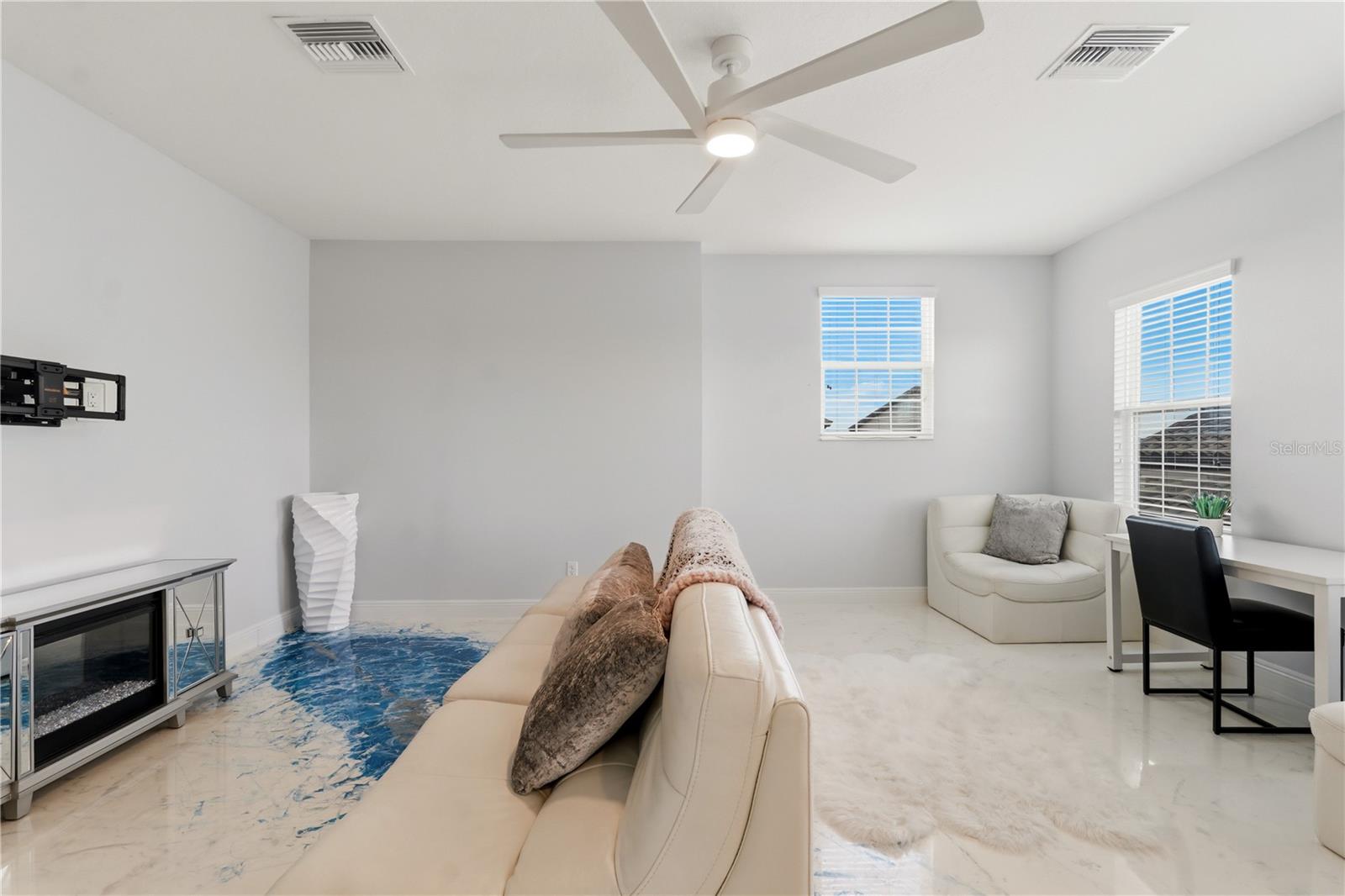 11008 Rustic Timber Loop Property Photo 40