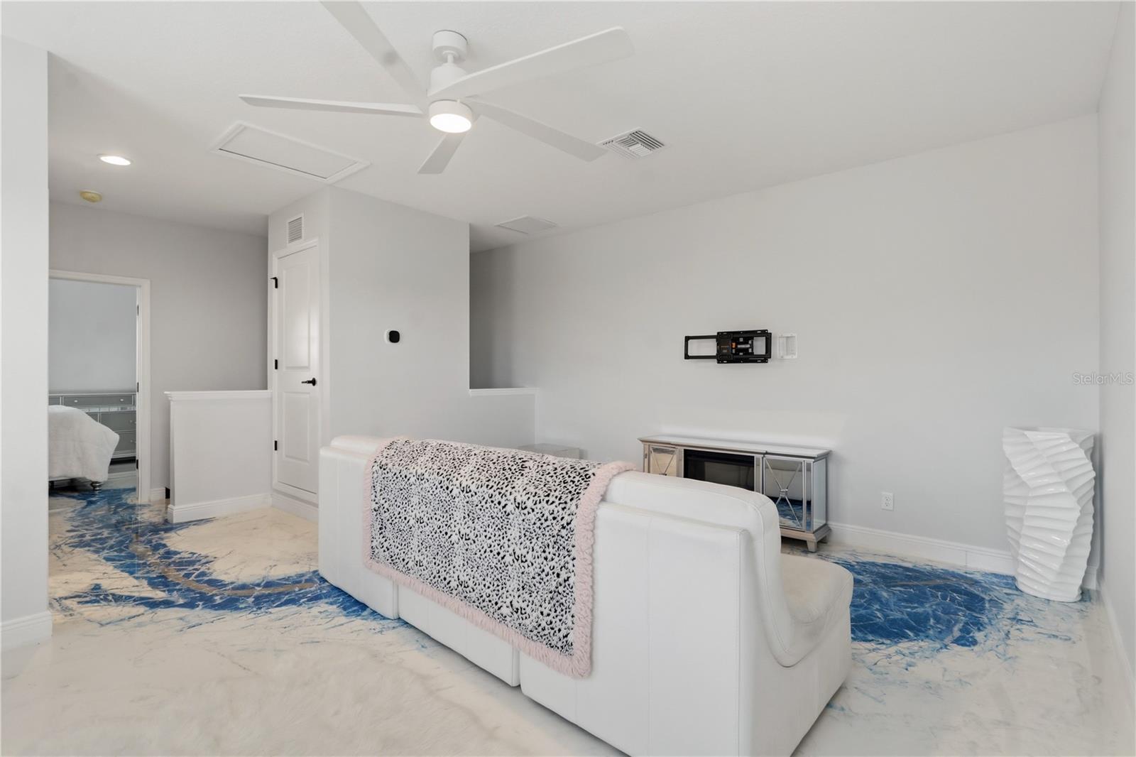 11008 Rustic Timber Loop Property Photo 42