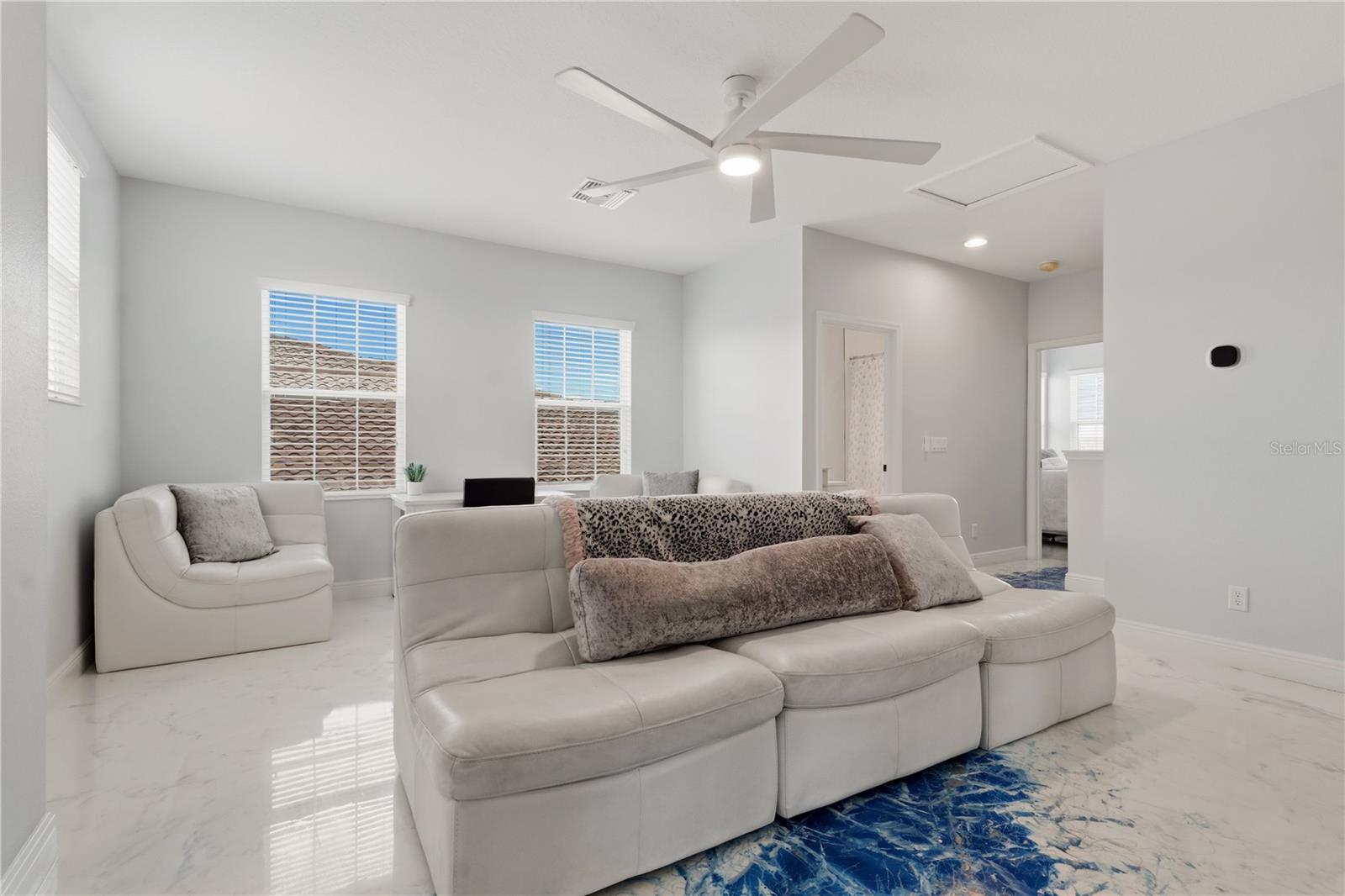 11008 Rustic Timber Loop Property Photo 43