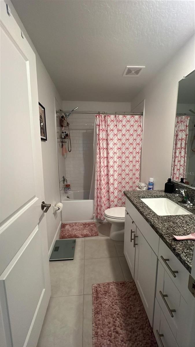 8845 Gallantree Pl Property Photo 16