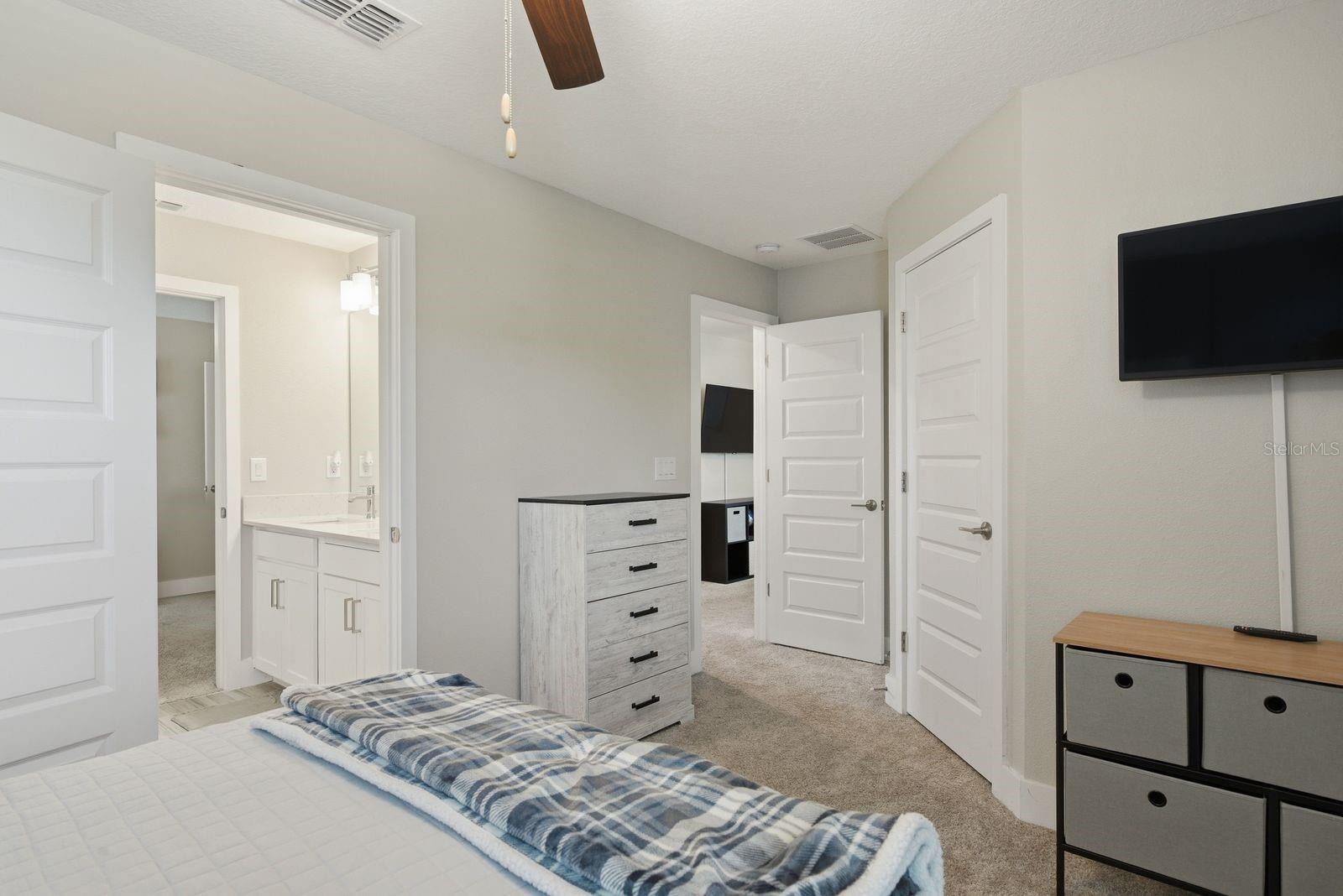 8683 Winning Fields Rd Property Photo 32