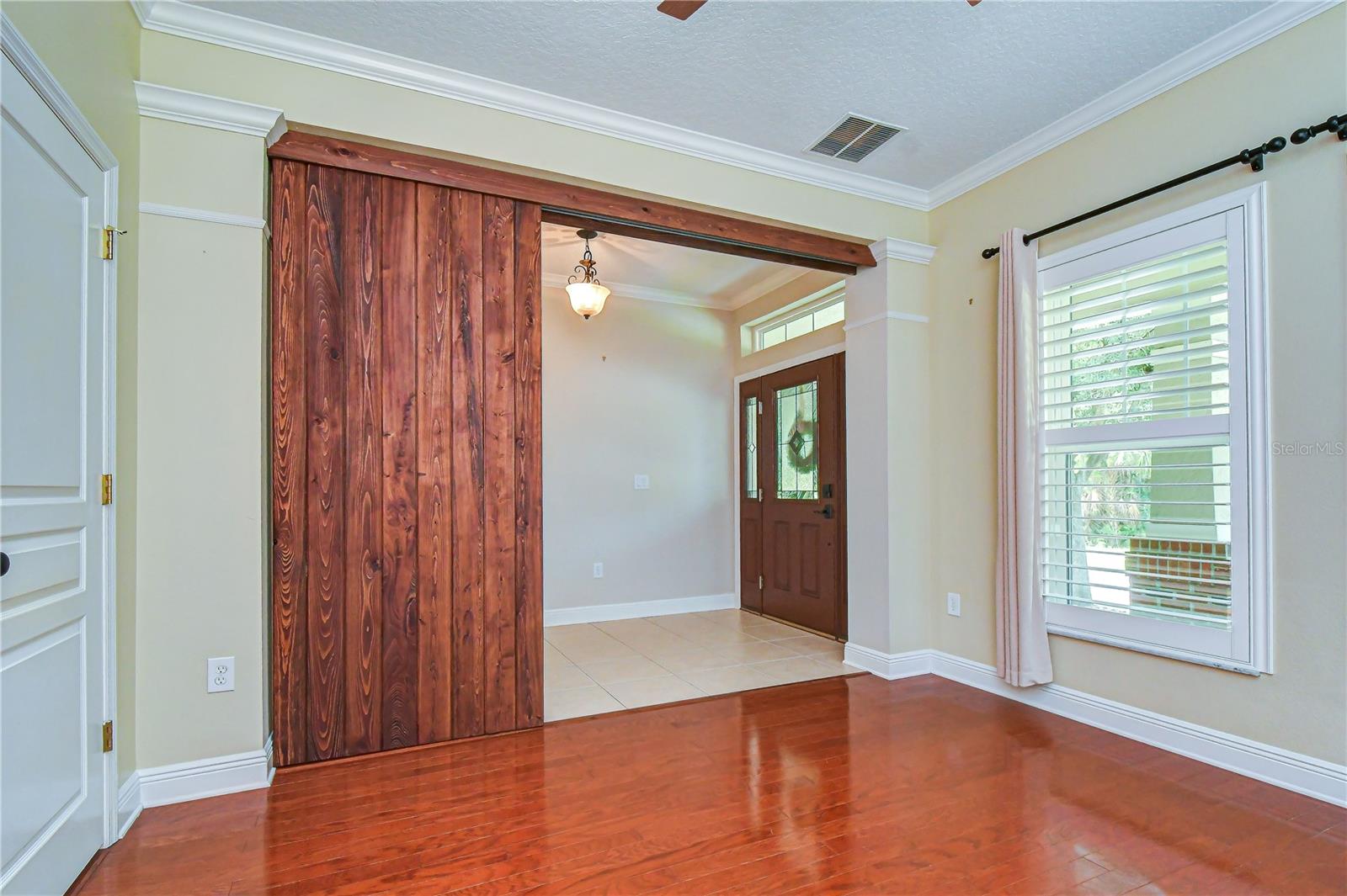 6135 Churchside Dr Property Photo 7