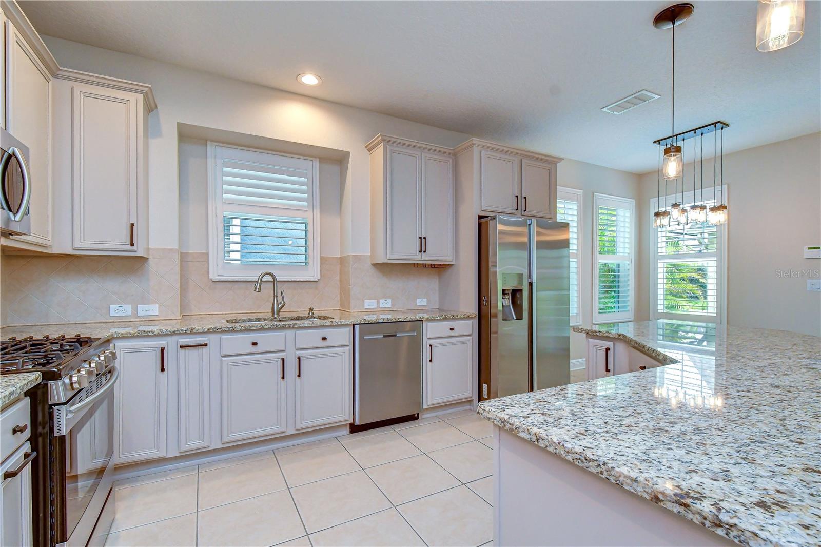 6135 Churchside Dr Property Photo 12