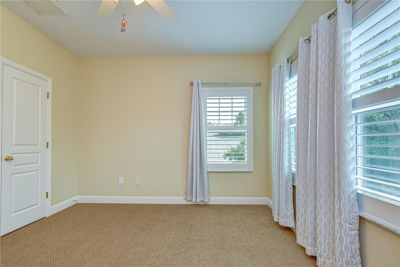 6135 Churchside Dr Property Photo 30