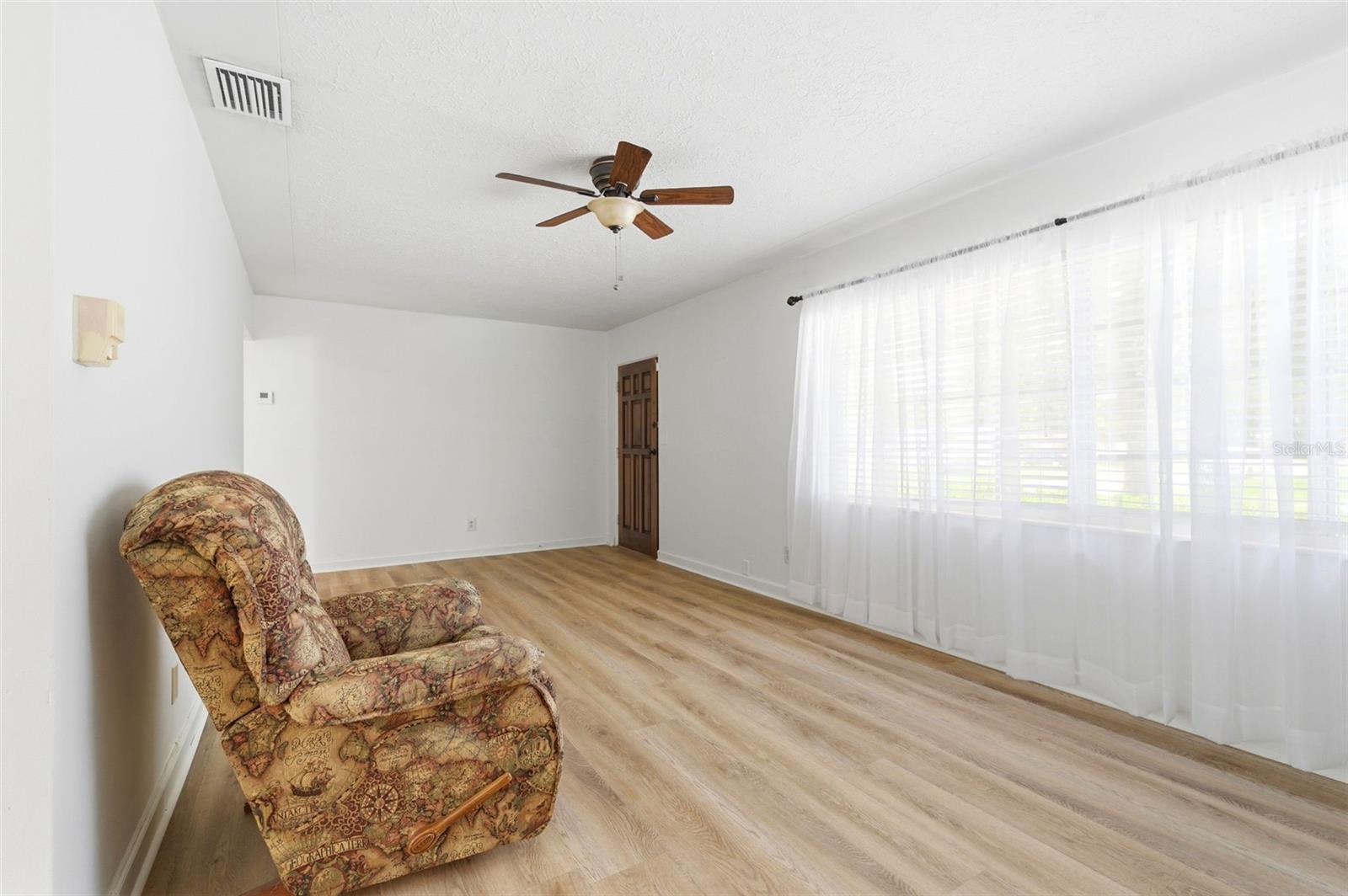 10651 125th Ave Property Photo 8