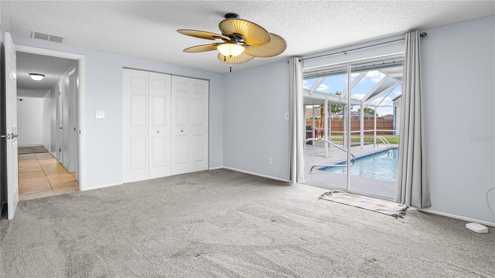 8747 Hemlock Ln Property Photo 17