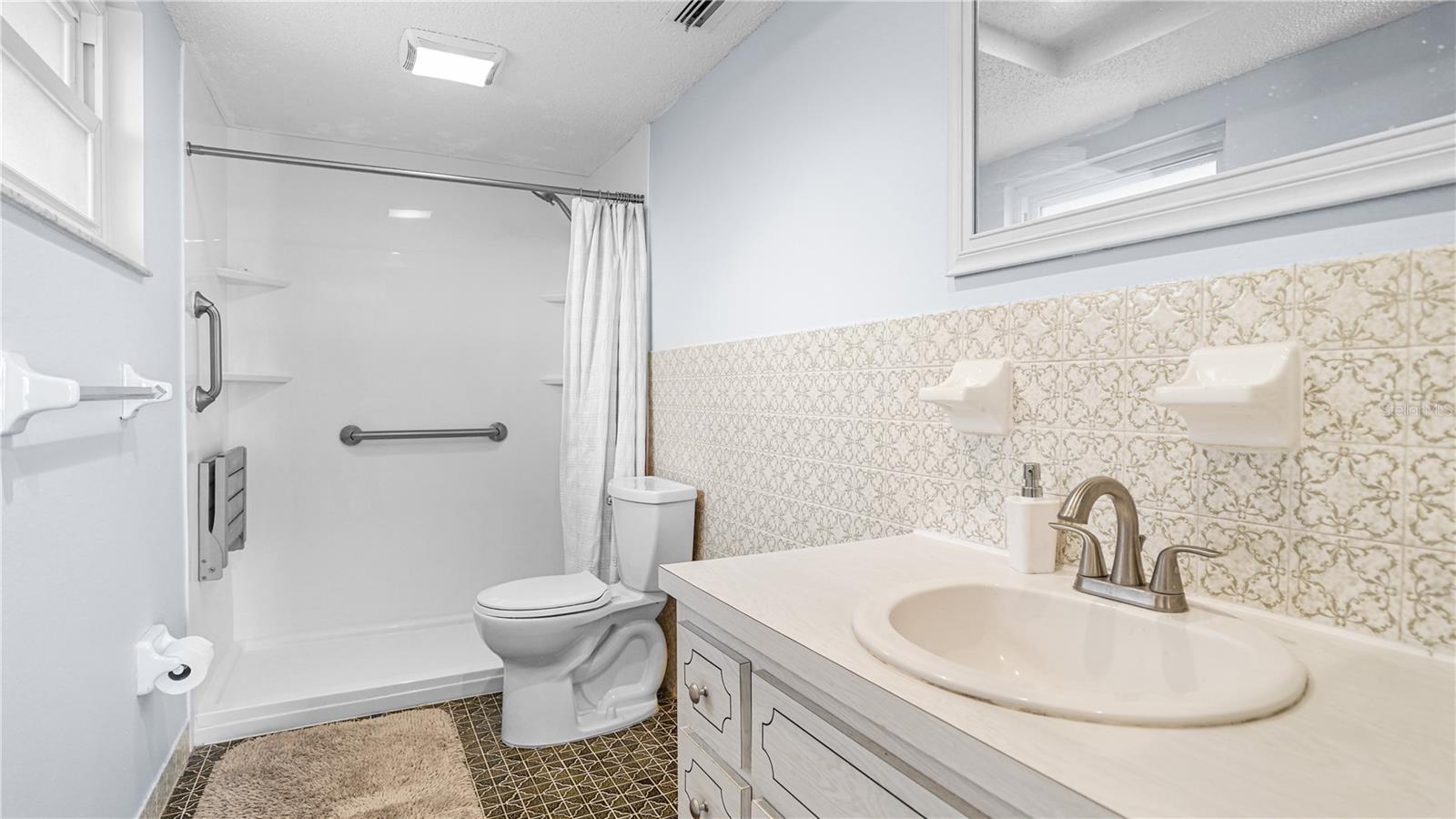8747 Hemlock Ln Property Photo 20