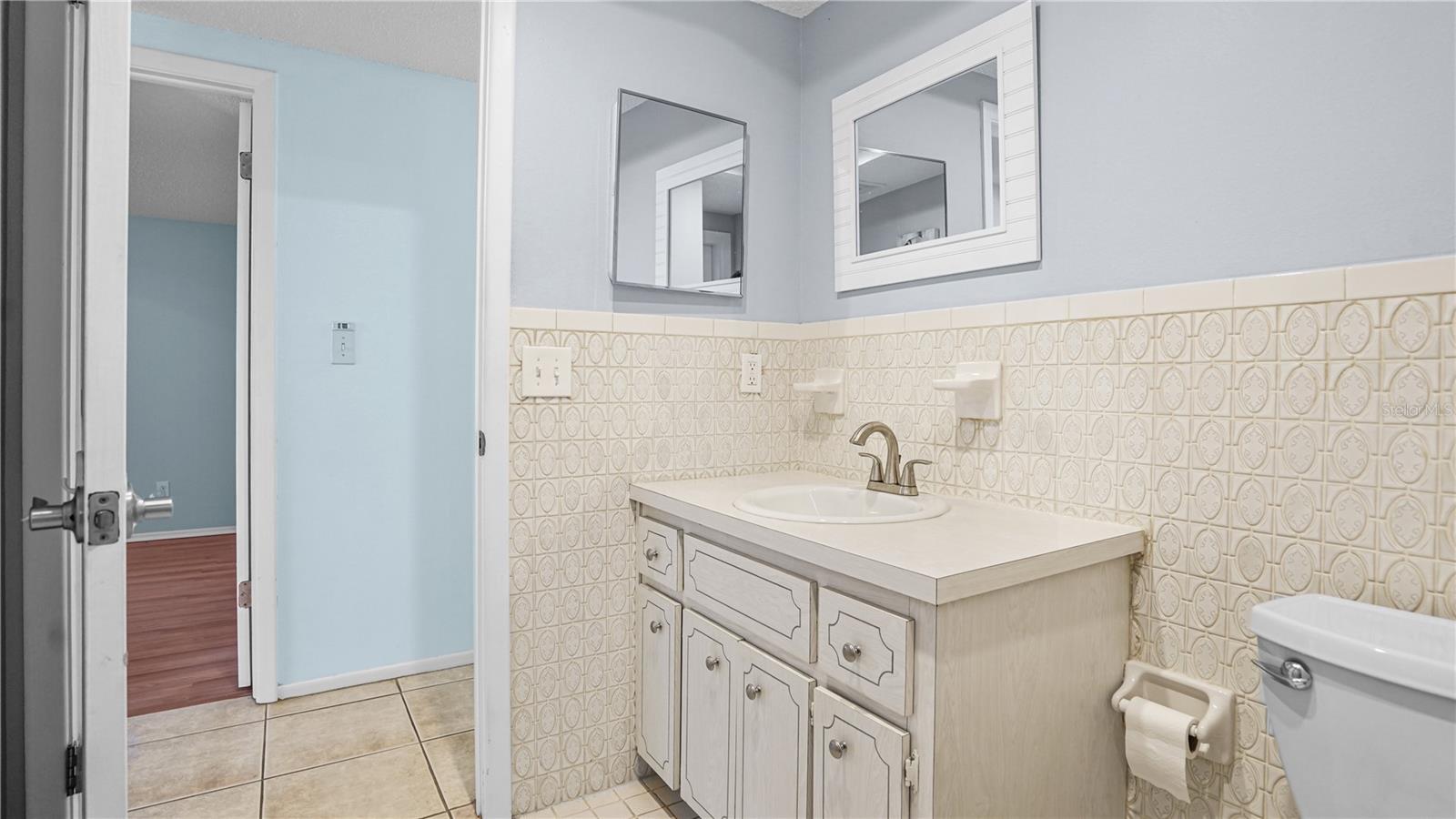 8747 Hemlock Ln Property Photo 28