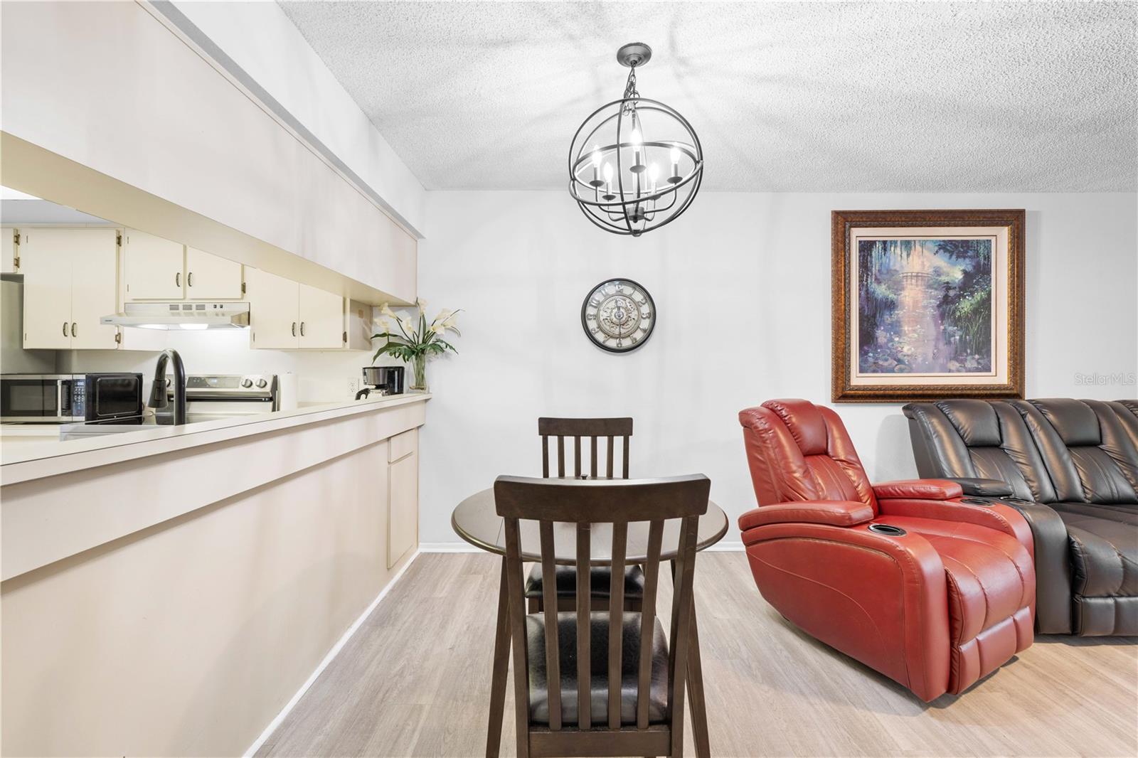 2139 Sea Pines Ct Property Photo 11