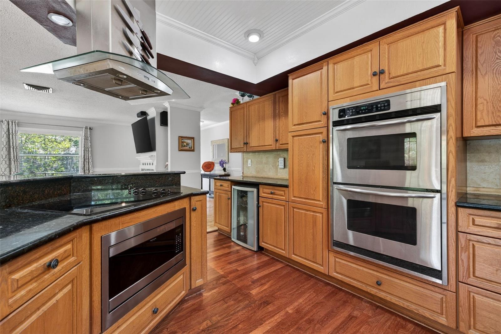 1007 State St E Property Photo 14