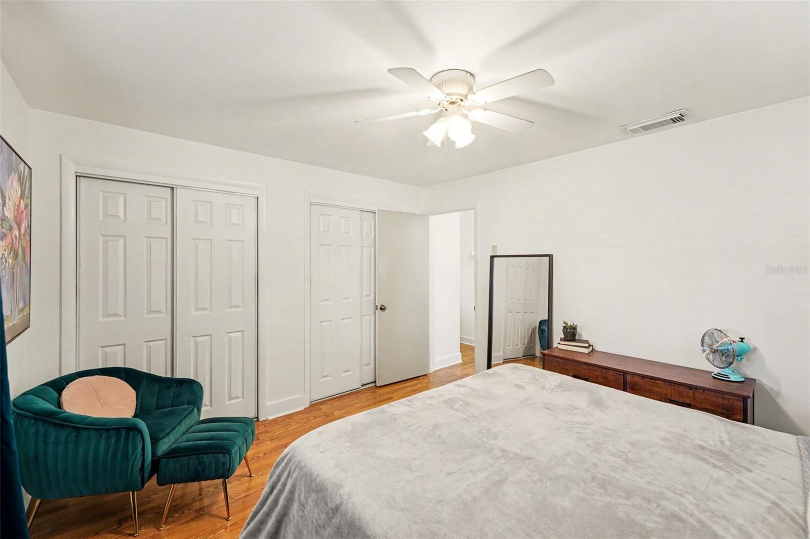 1251 Oakview Ave Property Photo 12