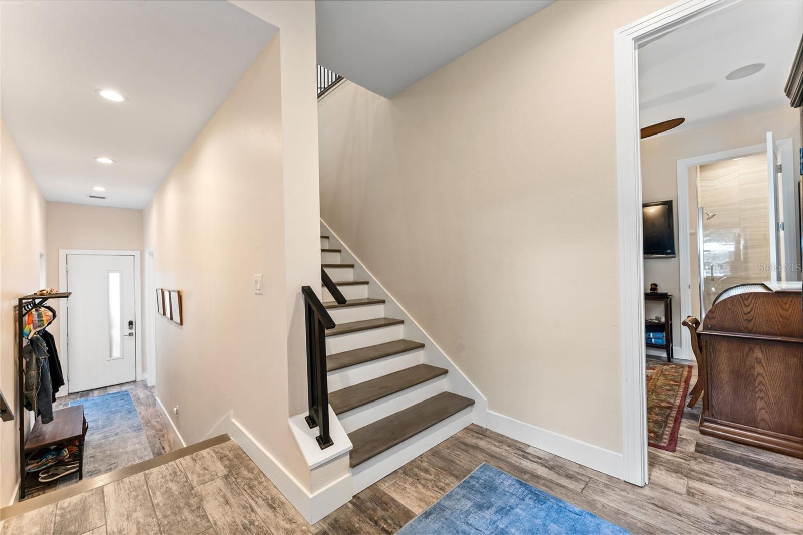 4910 W Mcelroy Ave #6 Property Photo 9