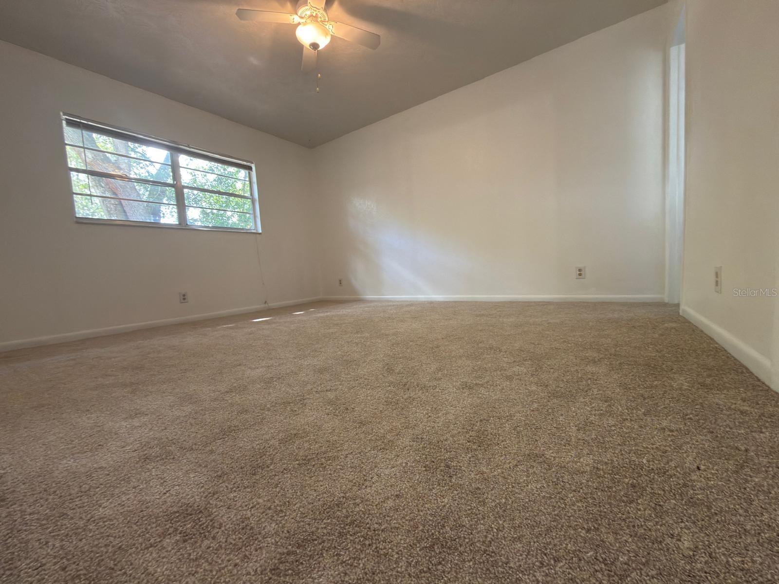 2209 Boxwood Way Property Photo 7