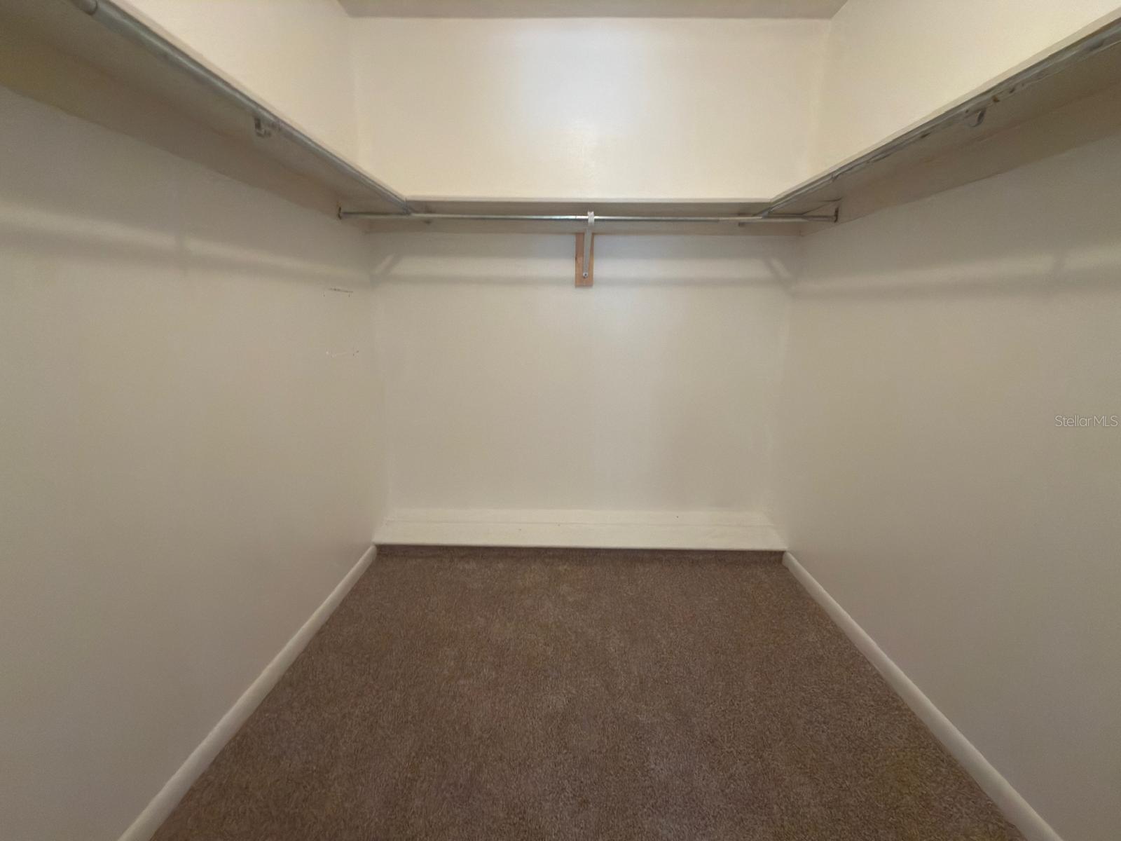 2209 Boxwood Way Property Photo 8