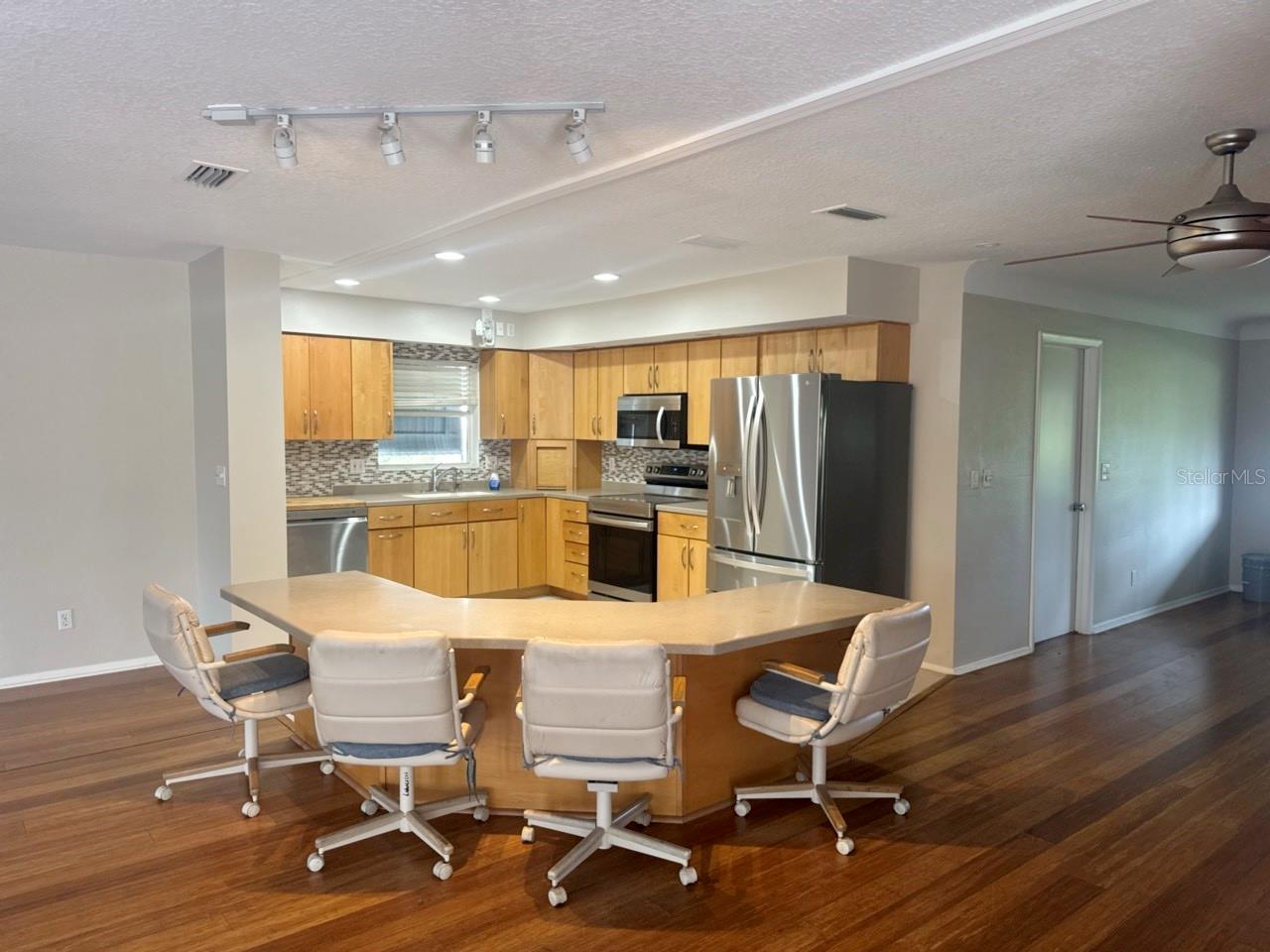13824 83rd Pl Property Photo 6