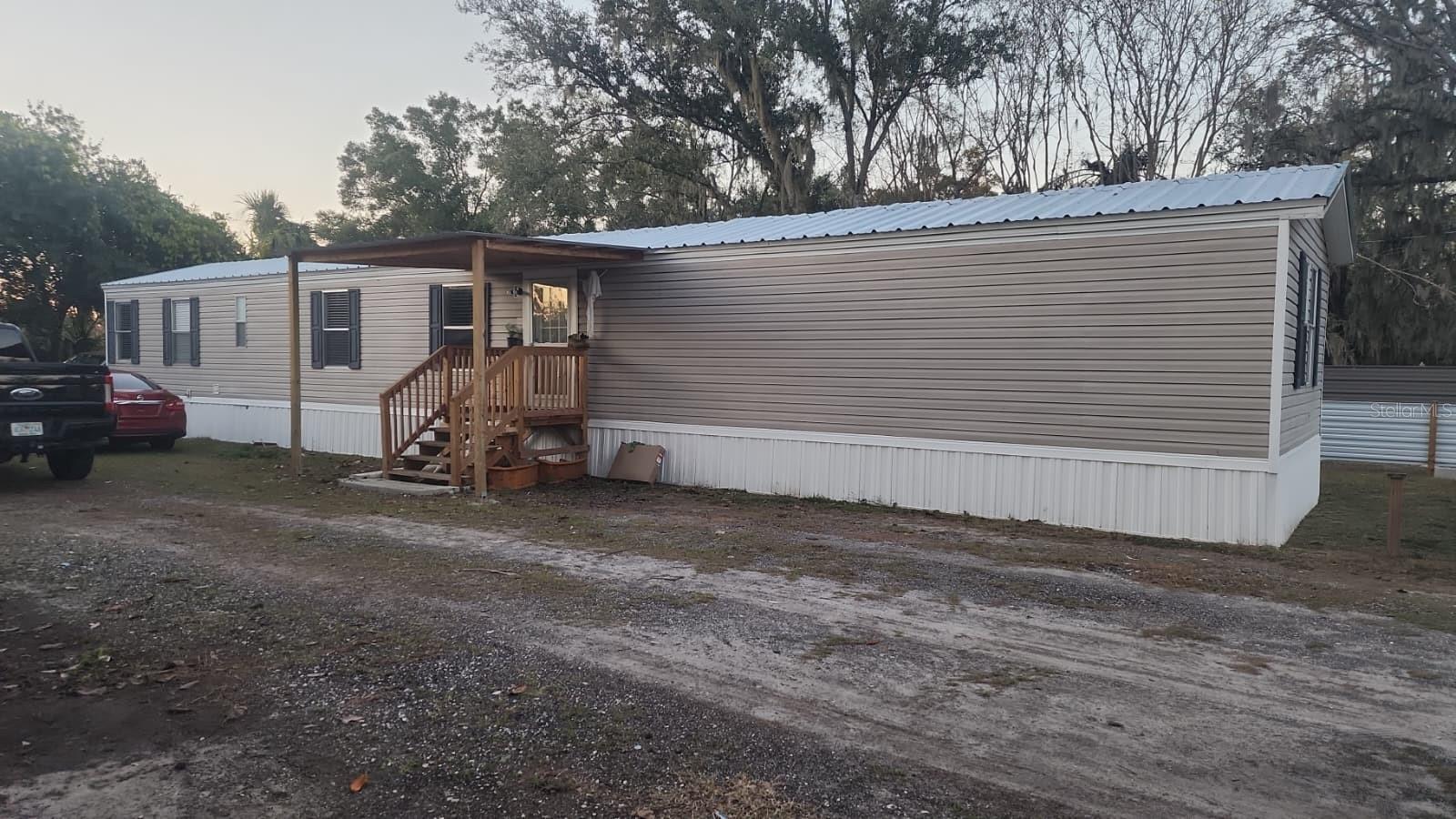 1333 WILKINSON DR Property Photo 1