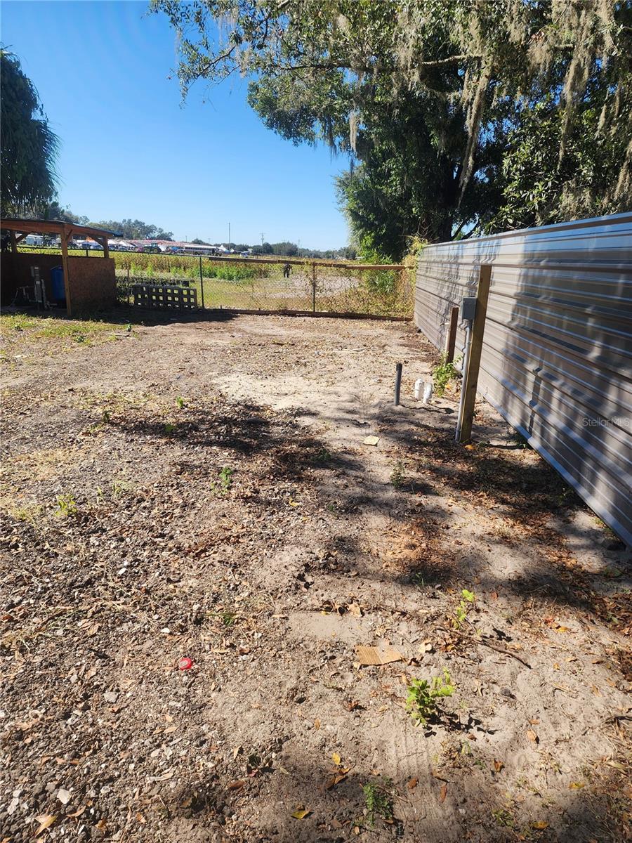 1333 Wilkinson Dr Property Photo 23