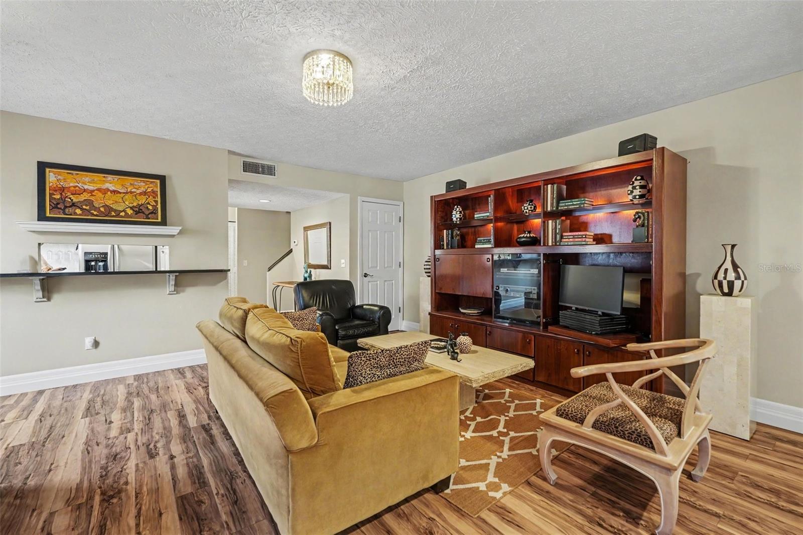 3053 S Concordia Ave #a Property Photo 11