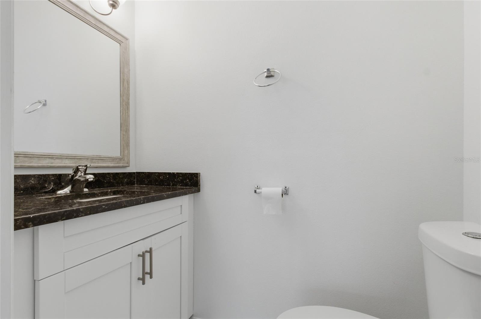 3702 Wiggins Leaf St Property Photo 9