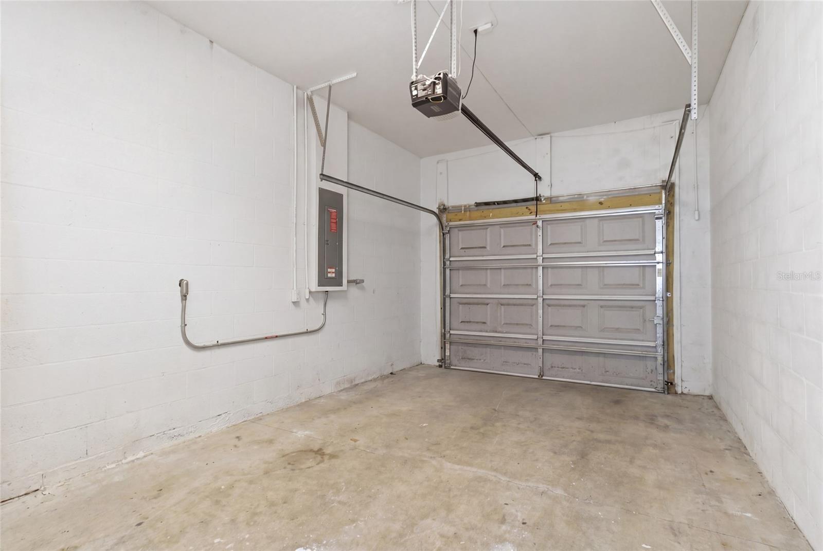 3702 Wiggins Leaf St Property Photo 19