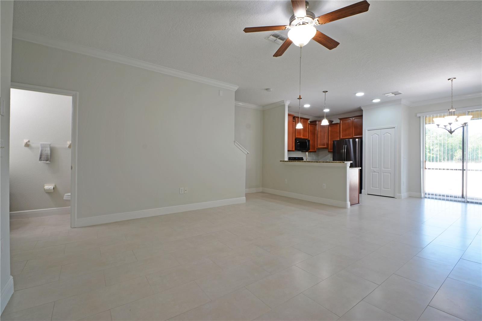 11925 Greengate Dr Property Photo 4
