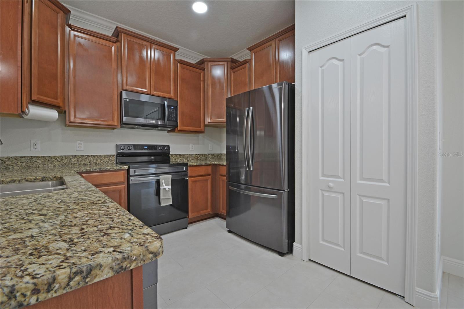 11925 Greengate Dr Property Photo 14