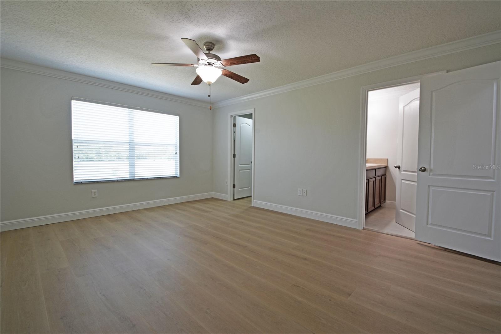 11925 Greengate Dr Property Photo 28