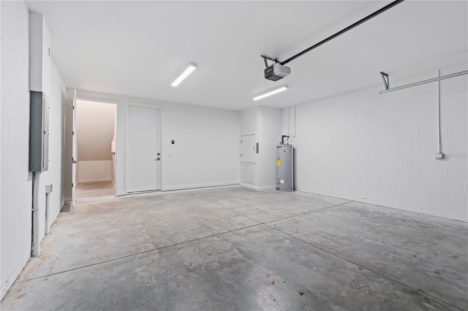 532 W Plaza Pl #3 Property Photo 12