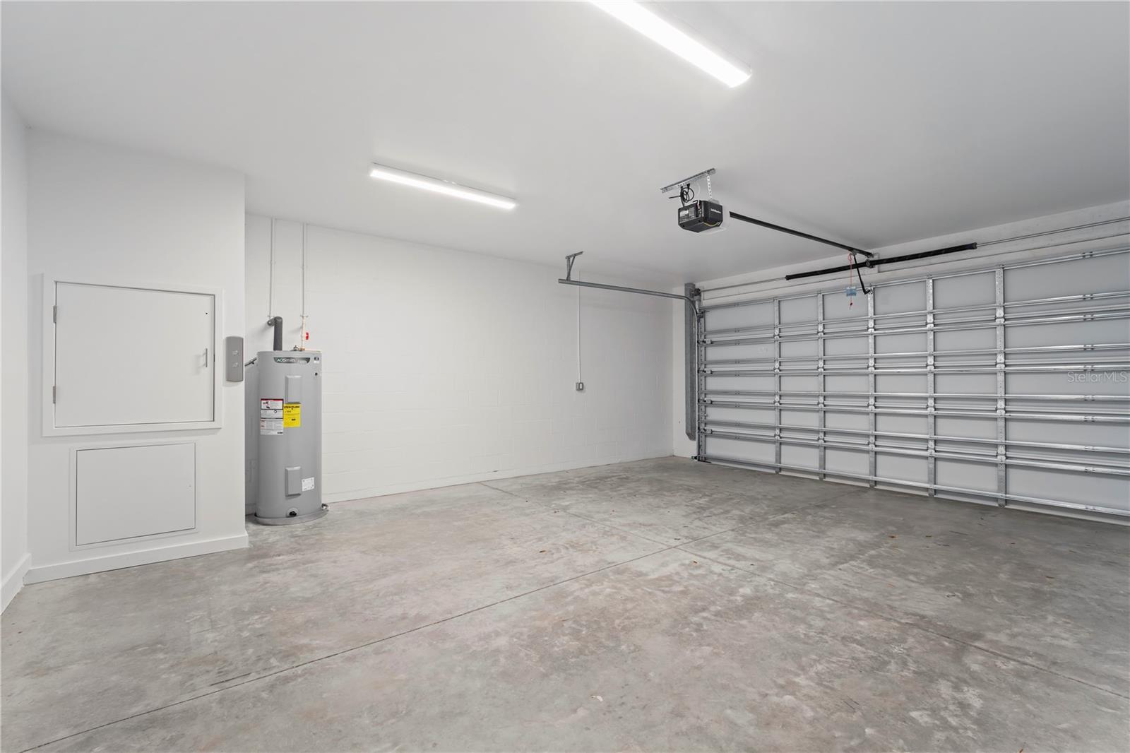 532 W Plaza Pl #3 Property Photo 13