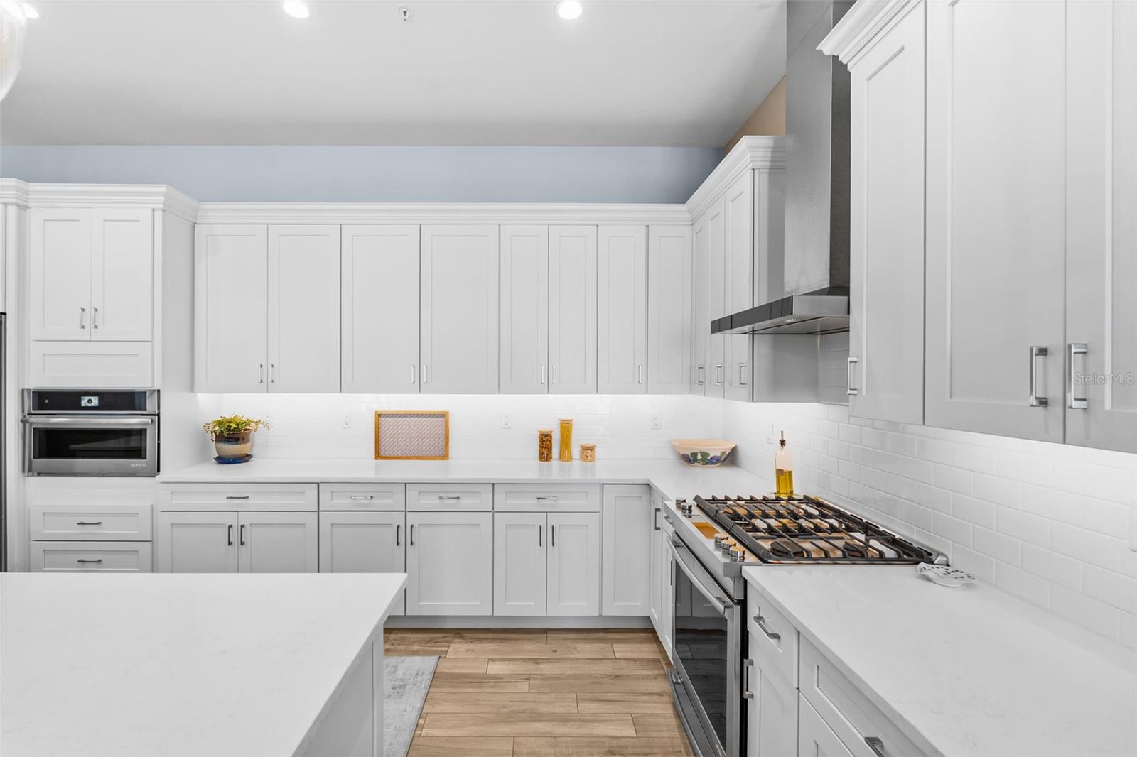 91 Davis Blvd #204 Property Photo 16