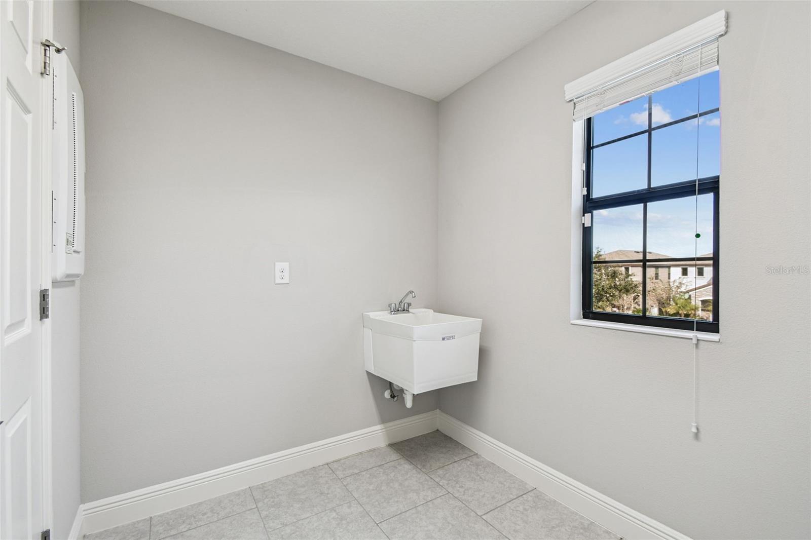 12413 Triple Creek Blvd Property Photo 25