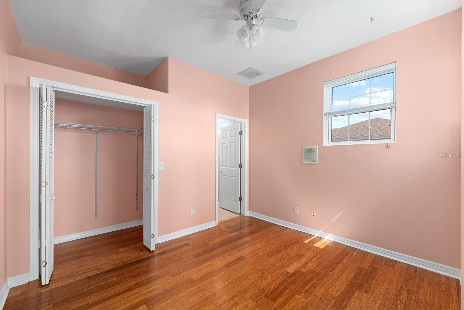921 Point Seaside Dr Property Photo 52