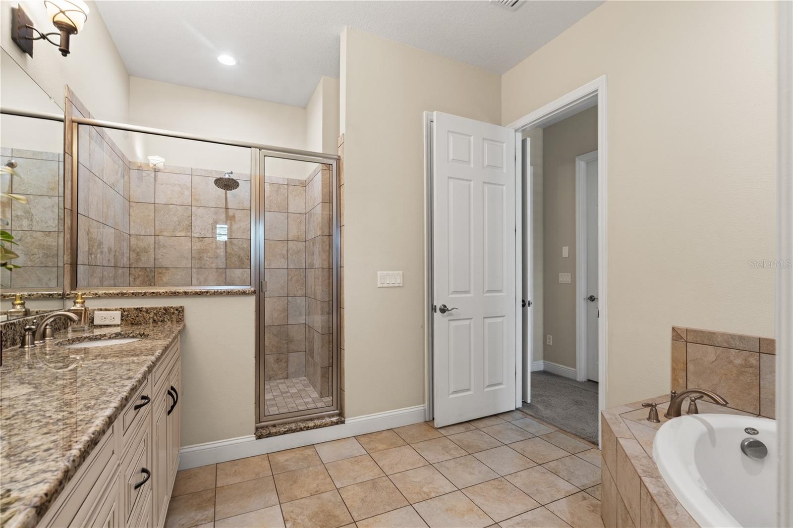 606 S Lincoln Ave #2 Property Photo 43