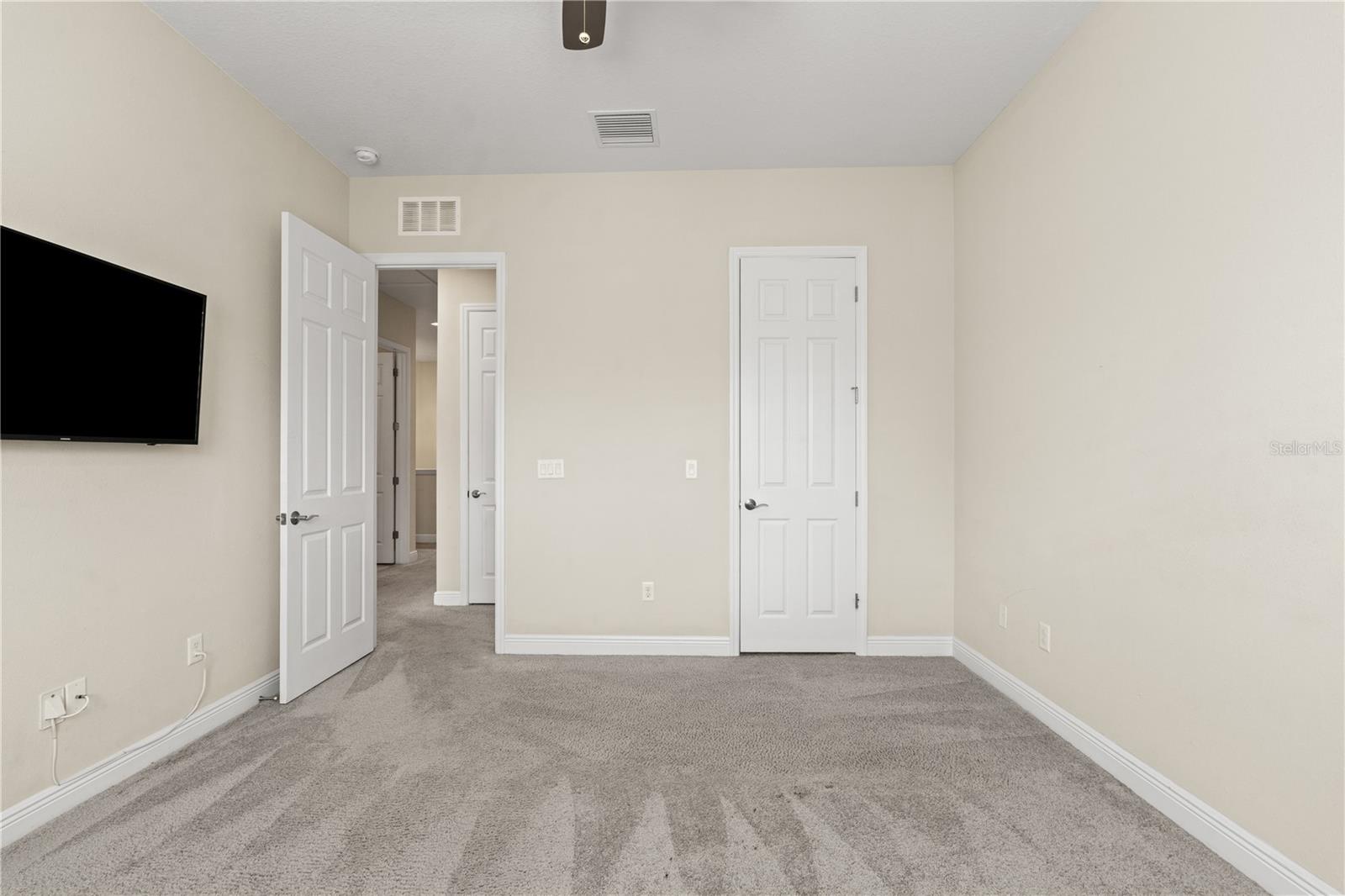 606 S Lincoln Ave #2 Property Photo 49
