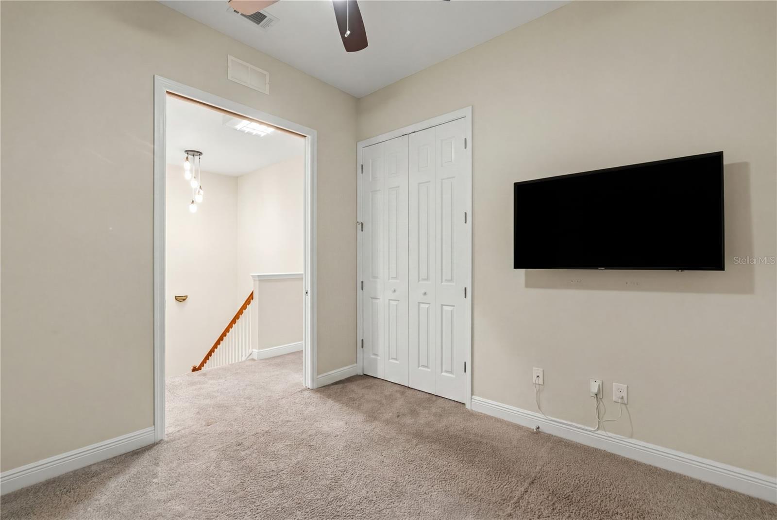 606 S Lincoln Ave #2 Property Photo 56