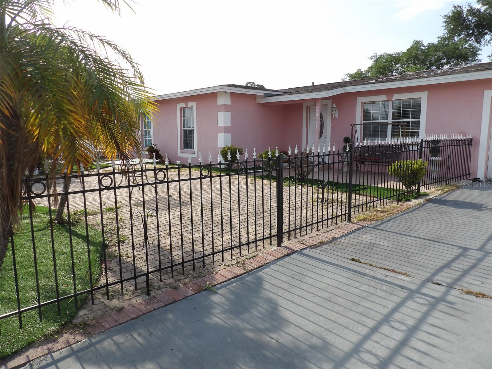 6521 W Hanna Ave Property Photo 5