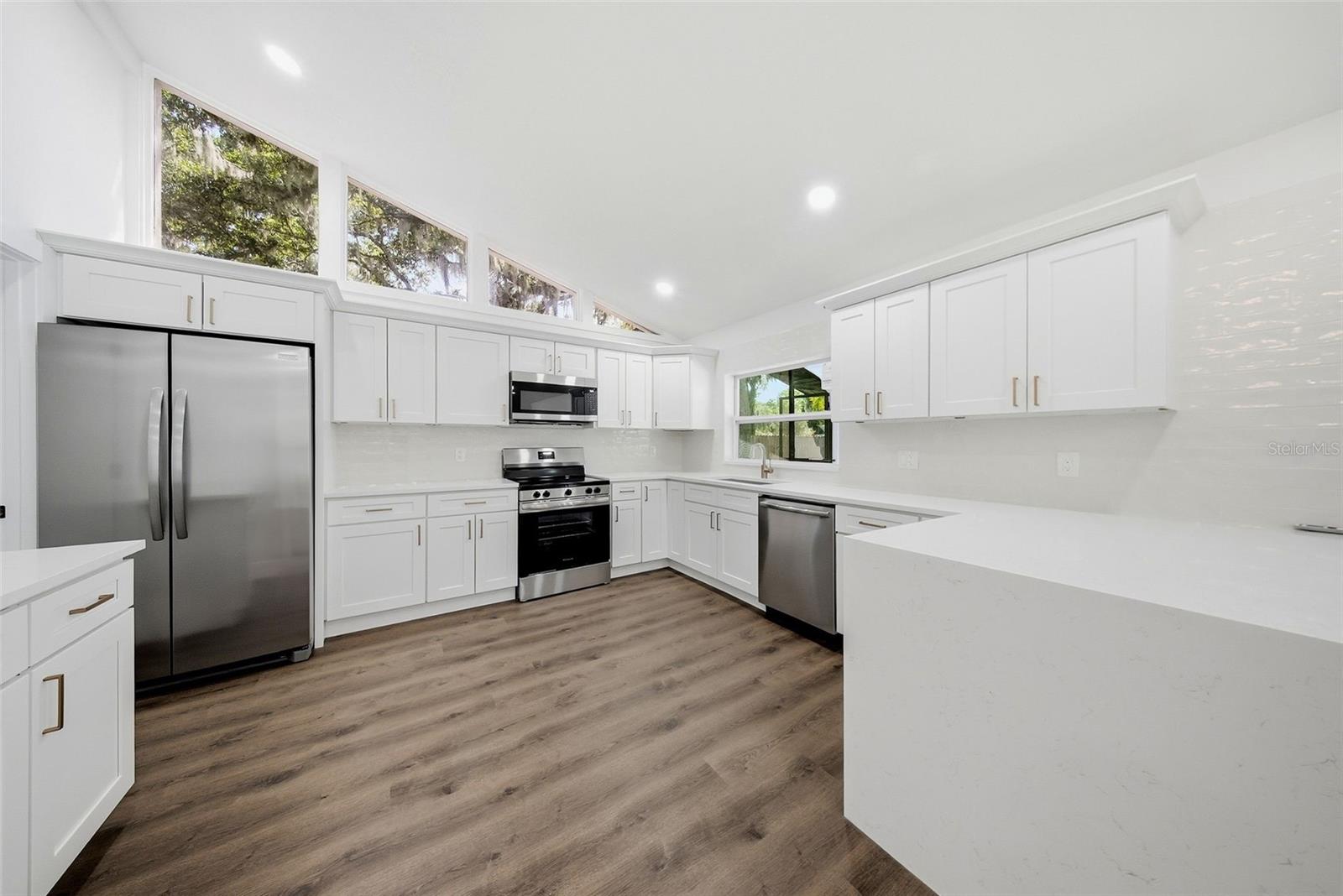 2104 Doefield Ct Property Photo 8